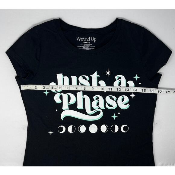 Wound Up Just a Phase Women's Cut Tshirt Pre-Owned great condition Moon Phase - Picture 4 of 5